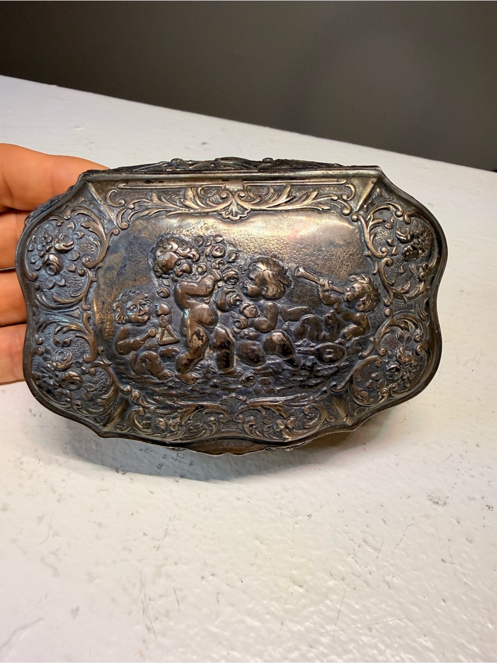 Antique J.D. Schleissner Hanau 800 Silver Rococo Figural Casket Box